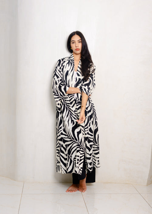 The Noir Muse Kimono